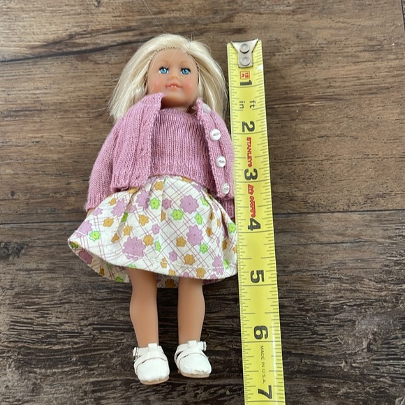 American Girl mini Kit doll - Picture 3 of 6